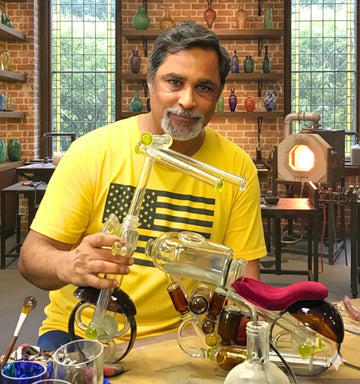 Difference Between Artist Artwork and Designer Products: A Complete Guide