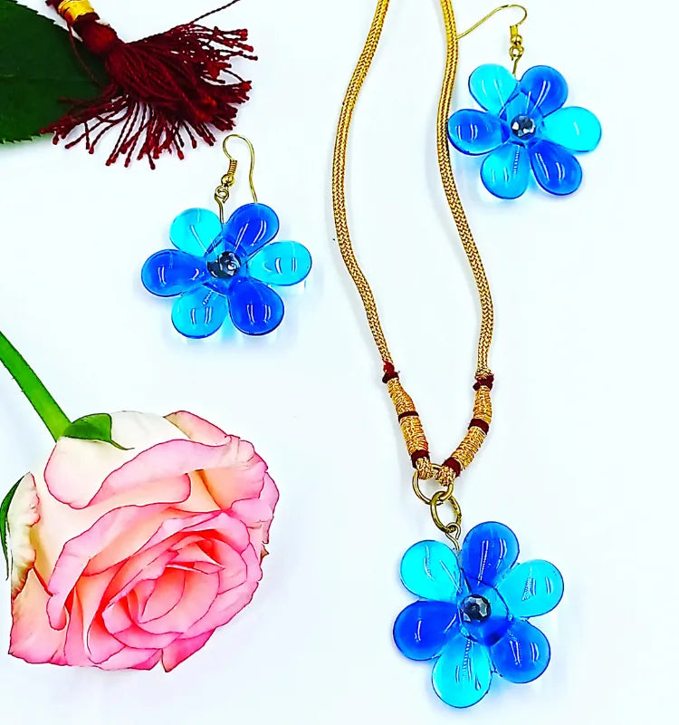 Handmade Blue Floral Glass Jewelry Set – Necklace & Earrings